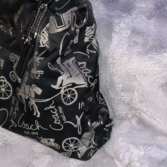 Coach Horse & Carriage Bag - Picture 9 of 16